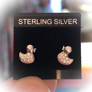 💕Super Cute Sterling Silver Duck Earrings CZ💕